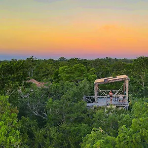 Treehouse H2ojos Campsite